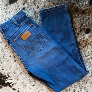 Wrangler Heritage High Rise Straight Leg Jeans